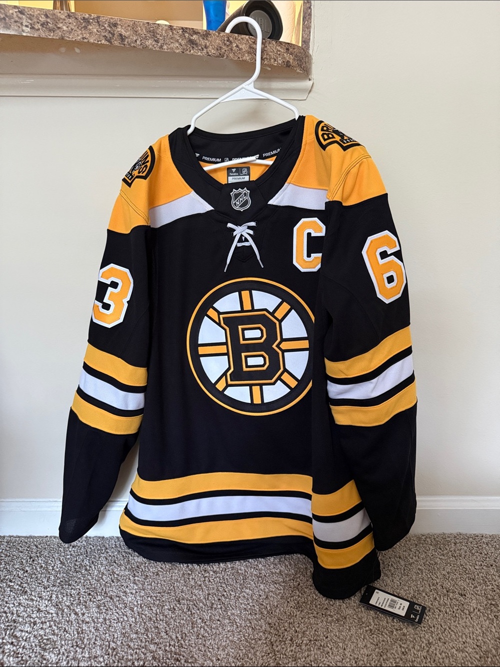 Boston Bruins Fanatics Premium Jersey